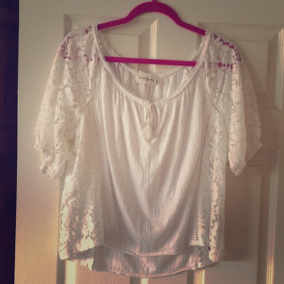 Abercrombie & Fitch Tops - Abercrombie & Fitch women’s top